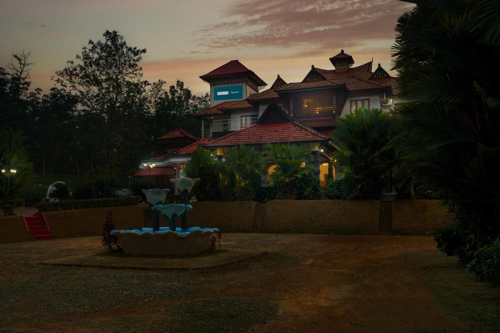 Tapovan Green County Thattakād Buitenkant foto