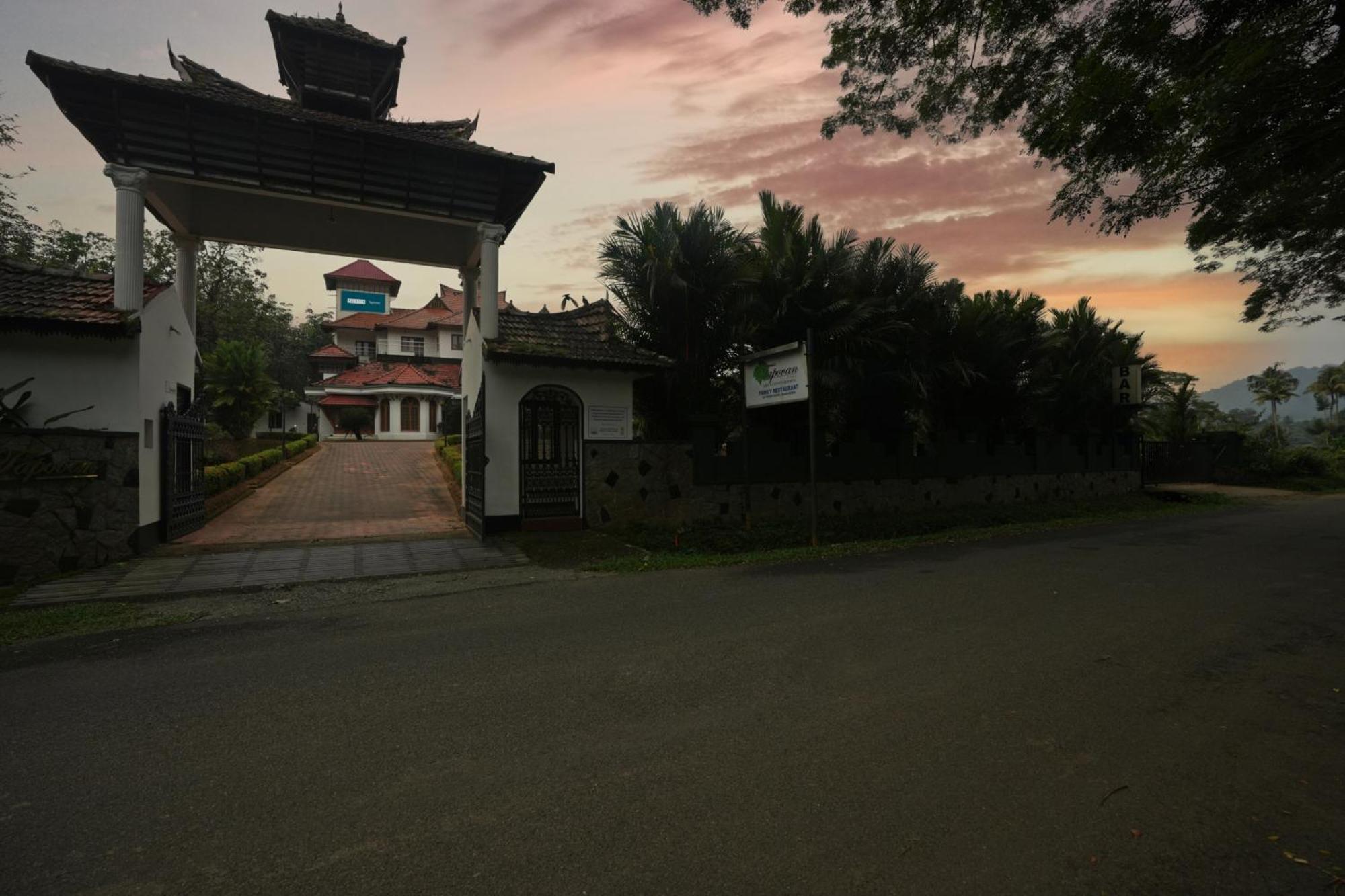 Tapovan Green County Thattakād Buitenkant foto