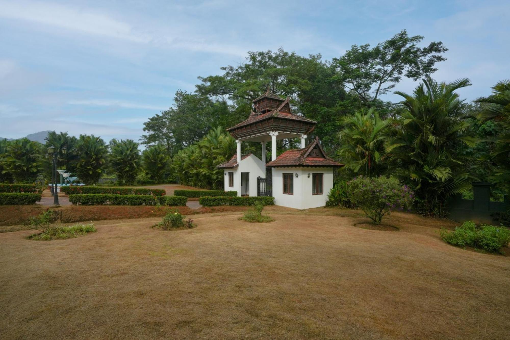Tapovan Green County Thattakād Buitenkant foto